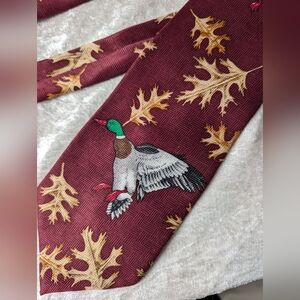 Mallard Tie Vtg Maple Leaf Reed St James Dark Red